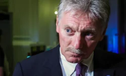 Дмитрий Песков и Владимир Путин обсуждают разлад в СНГ и наследие СССР dmitrij peskov i vladimir putin obsuzhdayut razlad v sng i nasledie sssr-fabrec-ru-0