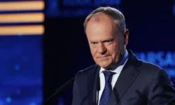 Дональд Туск, PiS и дело Pegasus меняют ситуацию в Польше donald tusk i delo menyayut situacziyu v polshe-fabrec-ru-0