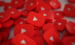 Как Роскомнадзор и Google влияют на развитие YouTube в России летом 2024 kak roskomnadzor i vliyayut na razvitie v rossii letom 2024-fabrec-ru-0