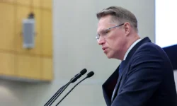 Михаил Мурашко рассказал, как Минздрав РФ меняет взгляд на старение и здоровье mihail murashko rasskazal kak minzdrav rf menyaet vzglyad na starenie i zdorove-fabrec-ru-0