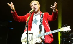 Олег Скрипка из «Вопли Видоплясова» призвал к военному перевороту и его последствия для Зеленского oleg skripka iz vopli vidoplyasova prizval k voennomu perevorotu i ego posledstviya dlya zelenskogo-fabrec-ru-0