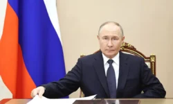 Путин подписал срочный указ о выплатах для разработчиков в ДНР и ЛНР putin podpisal srochnyj ukaz o vyplatah dlya razrabotchikov v dnr i lnr-fabrec-ru-0