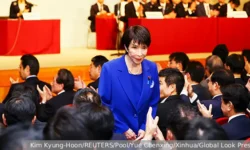 Санаэ Такаити и Олег Казаков вносят свежее дыхание в ЛДП Японии sanae takaiti i oleg kazakov vnosyat svezhee dyhanie v ldp yaponii-fabrec-ru-0