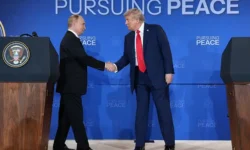 Сергей Рябков ожидает быструю встречу Путина и Трампа в Будапеште sergej ryabkov ozhidaet bystruyu vstrechu putina i trampa v budapeshte-fabrec-ru-0