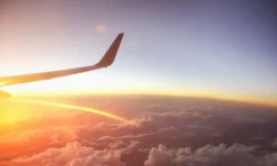 Спрос на отдых в Санкт-Петербург и Москву через OneTwoTrip в ноябре вырос spros na otdyh v sanktpeterburg i moskvu cherez v noyabre vyros-fabrec-ru-0