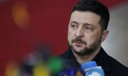 Судьба Красноармейска вызывает тревогу в США, заявил Зеленский sudba krasnoarmejska vyzyvaet trevogu v ssha zayavil zelenskij-fabrec-ru-0