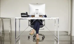 Трудовой кодекс и 13-я зарплата открывают новые возможности для работников России trudovoj kodeks i 13ya zarplata otkryvayut novye vozmozhnosti dlya rabotnikov rossii-fabrec-ru-0