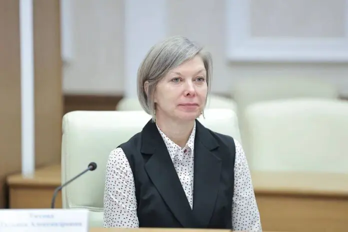 Уполномоченной по правам ребенка в Свердловской области стала Татьяна Титова из Уральского юридического университета-0