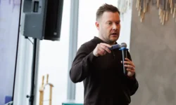 Positive Technologies, Юрий Максимов и Клиника Фомина инвестируют 200 млн в ERP Ася yurij maksimov i klinika fomina investiruyut 200 mln v asya-fabrec-ru-0