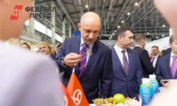 Артем Жога встретился с Денисом Паслером на фестивале в Екатеринбурге artem zhoga vstretilsya s denisom paslerom na festivale v ekaterinburge-fabrec-ru-0