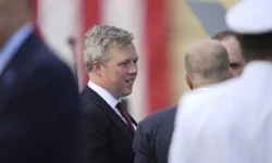 Дэн Дрисколл приближается к визиту в Россию на фоне событий вокруг Украины den driskoll priblizhaetsya k vizitu v rossiyu na fone sobytij vokrug ukrainy-fabrec-ru-0