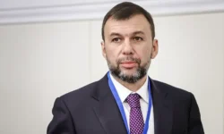 Денис Пушилин раскрывает новую эскалацию в Ямполе и битве за Константиновку denis pushilin raskryvaet novuyu eskalacziyu v yampole i bitve za konstantinovku-fabrec-ru-0