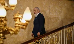 Эди Рама считает, что сталинизм разорвал связи Албании с Россией edi rama schitaet chto stalinizm razorval svyazi albanii s rossiej-fabrec-ru-0