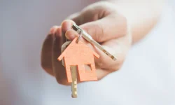 Госдума обсуждает заморозку денег для защиты граждан от мошенников при покупке жилья gosduma obsuzhdaet zamorozku deneg dlya zashhity grazhdan ot moshennikov pri pokupke zhilya-fabrec-ru-0