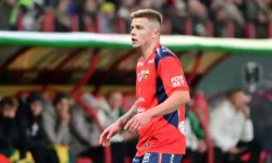 Круговой из ЦСКА восхищается Мостовым из Зенита за героическое спасение krugovoj iz czska voshishhaetsya mostovym iz zenita za geroicheskoe spasenie-fabrec-ru-0