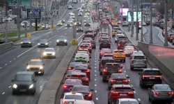 МЧС и Росгидромет предупредили москвичей о безопасном вождении в туман mchs i rosgidromet predupredili moskvichej o bezopasnom vozhdenii v tuman-fabrec-ru-0