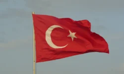 МИД Турции и Онджю Кечели защищают Черное море, в центре внимания ВСУ и танкеры Kairos и Virat mid turczii i ondzhyu kecheli zashhishhayut chernoe more v czentre vnimaniya vsu i tankery i -fabrec-ru-0