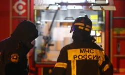 Обломки БПЛА упали в Туапсе, вызвав пожар на танкере и удары по вокзалу и нефтетерминалу oblomki bpla upali v tuapse vyzvav pozhar na tankere i udary po vokzalu i nefteterminalu-fabrec-ru-0