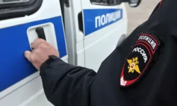 Полиция Санкт-Петербурга задержала мужчину из маркетплейса после инцидента с школьницей policziya sanktpeterburga zaderzhala muzhchinu iz marketplejsa posle inczidenta s shkolniczej-fabrec-ru-0