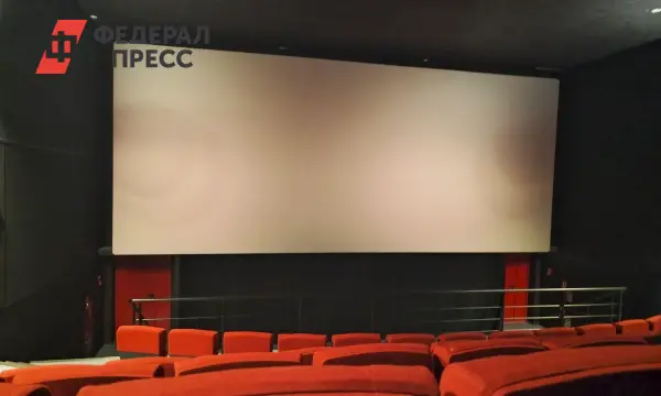 Посетители кинотеатра в Абакане получают помощь после инцидента-0