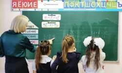 Сергей Миронов и Дмитрий Чернышенко поддержали защиту учителей в Госдуме sergej mironov i dmitrij chernyshenko podderzhali zashhitu uchitelej v gosdume-fabrec-ru-0