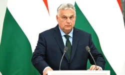 США сделали исключение для Венгрии по санкциям против нефти и АЭС «Пакш» при участии Виктора Орбана и Дональда Трампа ssha sdelali isklyuchenie dlya vengrii po sankcziyam protiv nefti i aes paksh pri uchastii viktora orbana i donalda trampa-fabrec-ru-0