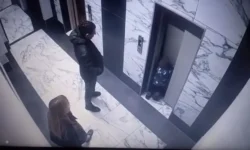 В Воронеже отец спас малыша после его падения в лифтовую шахту v voronezhe otecz spas malysha posle ego padeniya v liftovuyu shahtu-fabrec-ru-0