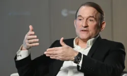 Виктор Медведчук обсуждает энергетическую ситуацию в Украине и роль Трампа viktor medvedchuk obsuzhdaet energeticheskuyu situacziyu v ukraine i rol trampa-fabrec-ru-0