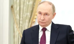 Владимир Путин удостоил Николая Токарева из Транснефти звания Героя Труда РФ! vladimir putin udostoil nikolaya tokareva iz transnefti zvaniya geroya truda rf-fabrec-ru-0