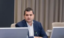 Владислав Овчинский и Владимир Ефимов о строительстве в Черёмушках по проекту КРТ vladislav ovchinskij i vladimir efimov o stroitelstve v cheryomushkah po proektu krt-fabrec-ru-0