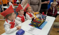 Юные машиностроители Урала представили инженерные проекты на фестивале Униматик! yunye mashinostroiteli urala predstavili inzhenernye proekty na festivale unimatik-fabrec-ru-0