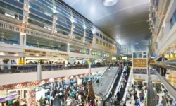 Air Arabia задержала рейс, 50 россиян с детьми ожидают вылета из Дубая zaderzhala rejs 50 rossiyan s detmi ozhidayut vyleta iz dubaya-fabrec-ru-0