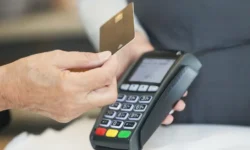 ЦБ ожидает уверенного роста безналичных платежей в России с QR-кодами czb ozhidaet uverennogo rosta beznalichnyh platezhej v rossii s kodami-fabrec-ru-0