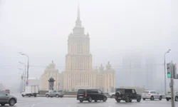 ЦОДД рекомендует водителям Москвы обеспечивать безопасность в тумане с помощью МЧС и Гидрометцентра czodd rekomenduet voditelyam moskvy obespechivat bezopasnost v tumane s pomoshhyu mchs i gidrometczentra-fabrec-ru-0