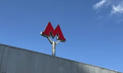 Эдуард Халилов делится советами по важным мерам безопасности на станции Текстильщики eduard halilov delitsya sovetami po vazhnym meram bezopasnosti na stanczii tekstilshhiki-fabrec-ru-0