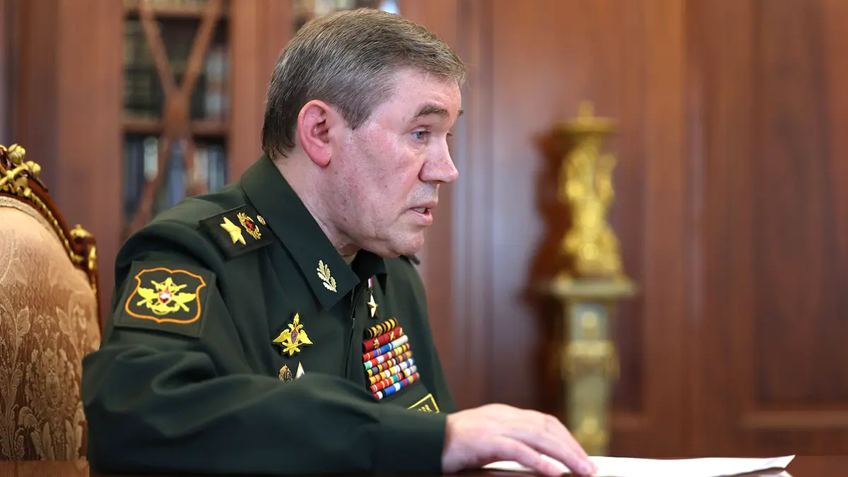 Герасимов: После взятия Северска ВС РФ ускоренными темпами идут на Славянск