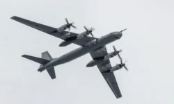 Российские Ту-95МС и китайские Хун-6К укрепляют сотрудничество в небе АТР rossijskie tu95ms i kitajskie hun6k ukreplyayut sotrudnichestvo v nebe atr-fabrec-ru-0