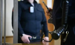 Рустам Гамалиев и Михаил Конев обсудили перемены в Красноуфимске rustam gamaliev i mihail konev obsudili peremeny v krasnoufimske-fabrec-ru-0