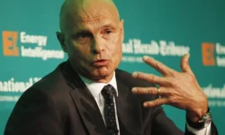 Торбьерн Торнквист покидает Gunvor Group после сделки с Лукойлом torbern tornkvist pokidaet posle sdelki s lukojlom-fabrec-ru-0