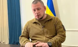 Владимир Зеленский и Андрей Ермак обсуждают замену главы офиса после скандала vladimir zelenskij i andrej ermak obsuzhdayut zamenu glavy ofisa posle skandala-fabrec-ru-0