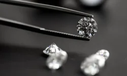 Дело Натальи Ильиной из ПсковГУ раскрыто: 636 бриллиантов по УК РФ delo natali ilinoj iz pskovgu raskryto 636 brilliantov po uk rf-fabrec-ru-0