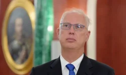 Дмитриев открыто выступил против Сикорского и Маска из-за Starlink dmitriev otkryto vystupil protiv sikorskogo i maska izza -fabrec-ru-0