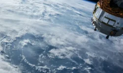 Китай создал 200 тысяч спутников, конкурентов Starlink Илона Маска kitaj sozdal 200 tysyach sputnikov konkurentov ilona maska-fabrec-ru-0