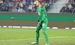 Матвей Сафонов из ПСЖ восстанавливается после героического матча с Фламенго с оптимизмом matvej safonov iz pszh vosstanavlivaetsya posle geroicheskogo matcha s flamengo s optimizmom-fabrec-ru-0