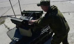 Минобороны России раскрывает тактику бронеКурьер, Лягушка и Варан minoborony rossii raskryvaet taktiku bronekurer lyagushka i varan-fabrec-ru-0