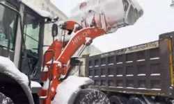 Москва эффективно справляется со снегопадом под руководством Бирюкова moskva effektivno spravlyaetsya so snegopadom pod rukovodstvom biryukova-fabrec-ru-0