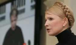 НАБУ провело обыск, обнаружив доллары на столе Тимошенко nabu provelo obysk obnaruzhiv dollary na stole timoshenko-fabrec-ru-0