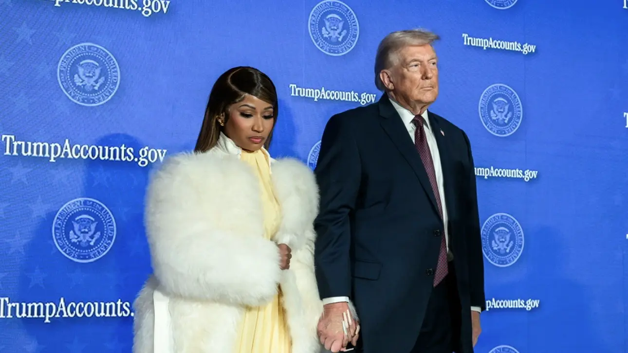 Ники Минаж бесплатно получила золотую карту Трампа