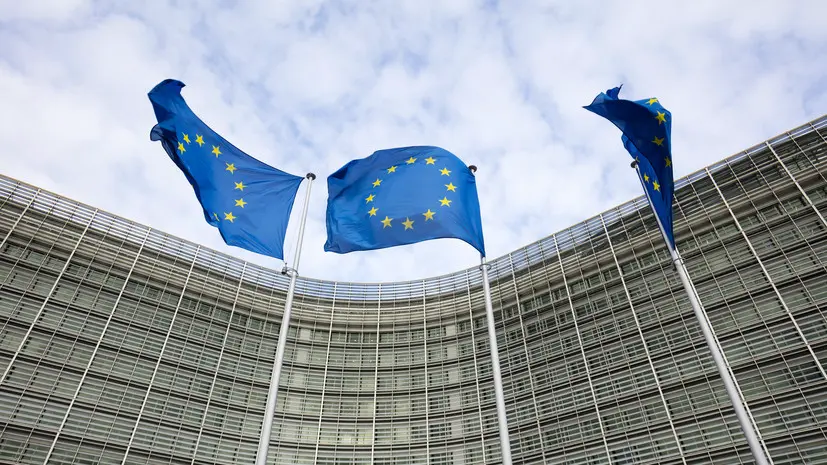 Politico: ЕС будет вынужден забыть свои иллюзии в отношении США