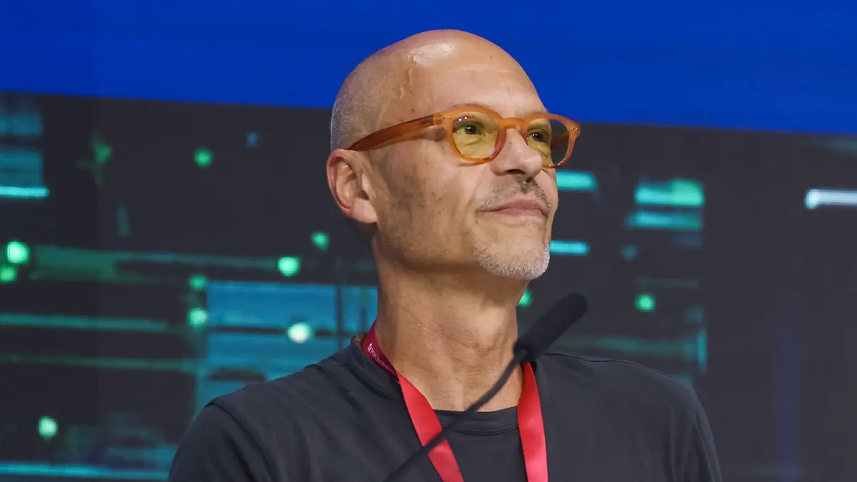 «Не юная красотка»: появились подробности о новом романе Федора Бондарчука